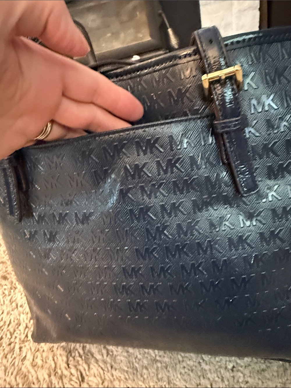 Michael Kors Navy Embossed MK jet set Tote luxury business casual cozy feminine - Picture 4 of 12